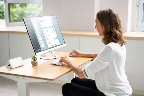 Comptabilité TPE : pourquoi se servir d'un logiciel spécialisé ?